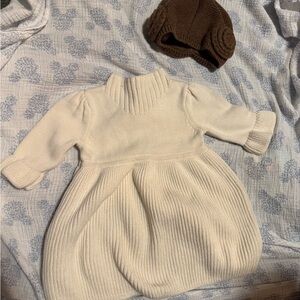 GAP Star Wars Baby Leia sweater hat and dress knit costume size 6-12 months